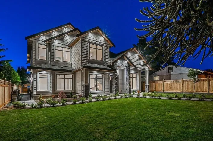 12881 104 AVENUE, Surrey