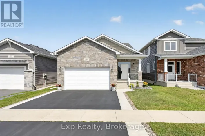 129 BRENNAN CRESCENT, Loyalist