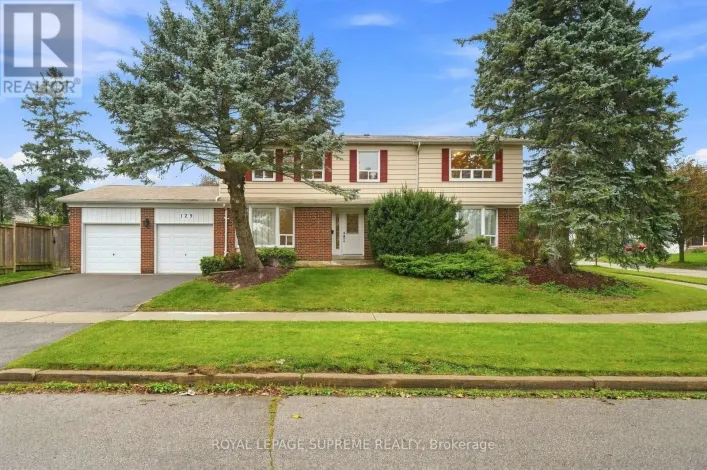 129 BRIARSCROSS BOULEVARD, Toronto