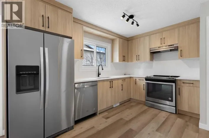 129 Deer Ridge Lane SE, Calgary