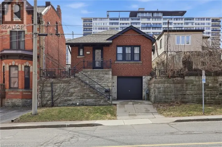 129 JACKSON Street W, Hamilton