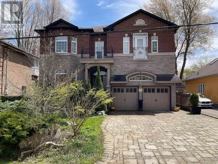 129 LAKELAND CRESCENT, Richmond Hill