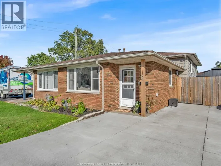 129 LANSDOWNE AVENUE, Kingsville