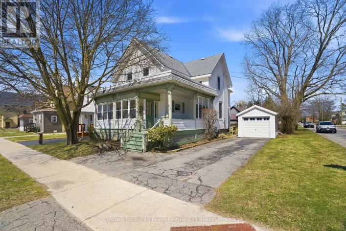 129 ONTARIO STREET, Central Huron
