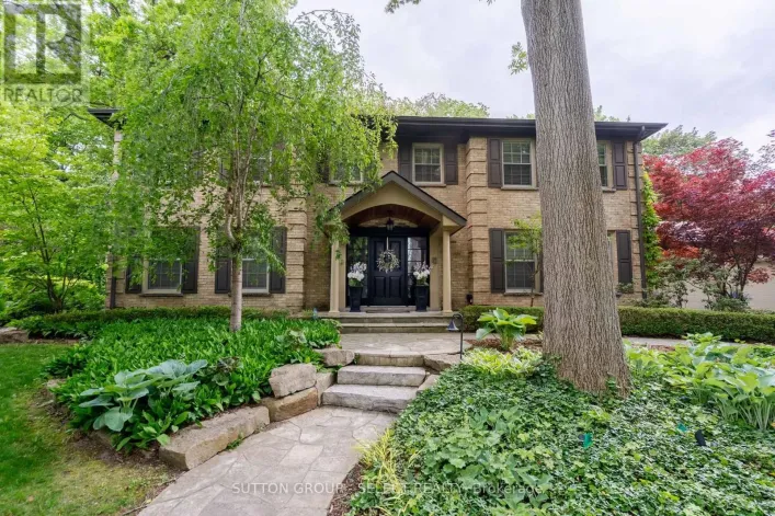 129 WYCHWOOD PLACE, London North