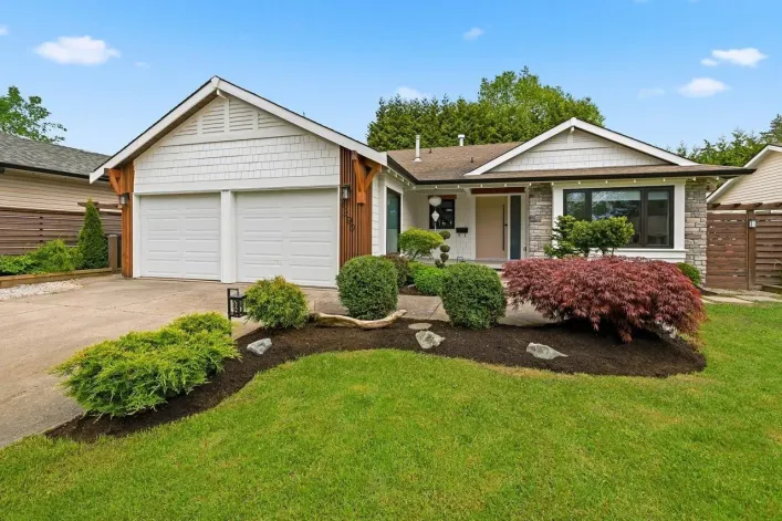 1290 163A STREET, Surrey