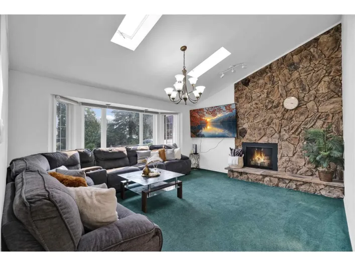 12921 SOUTHRIDGE DRIVE, Surrey