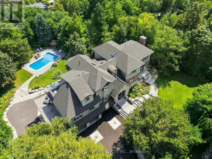 1296 DUNDAS STREET, Burlington