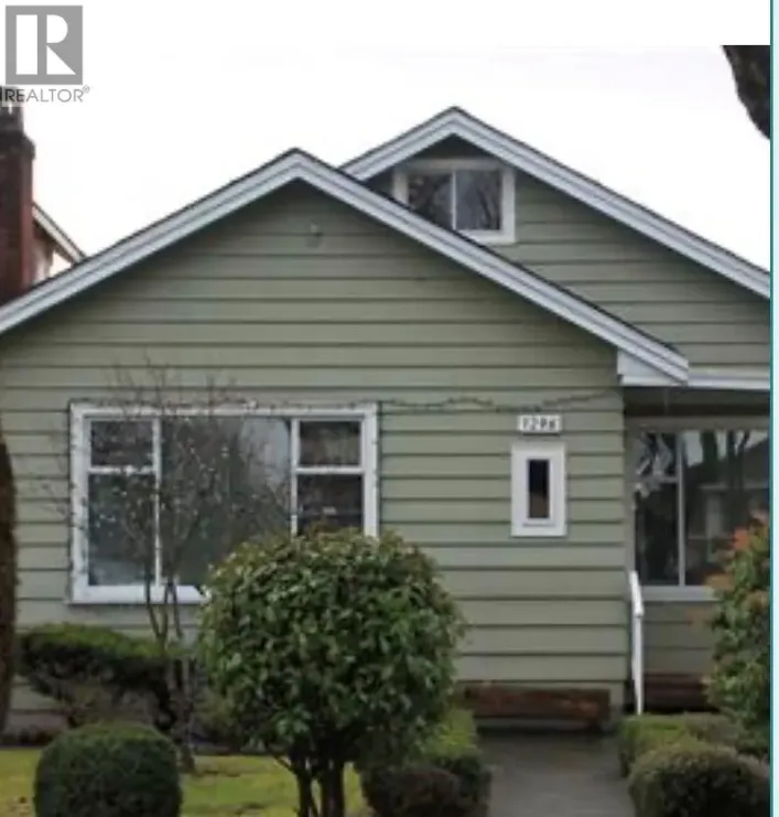 1296 E 27TH AVENUE, Vancouver
