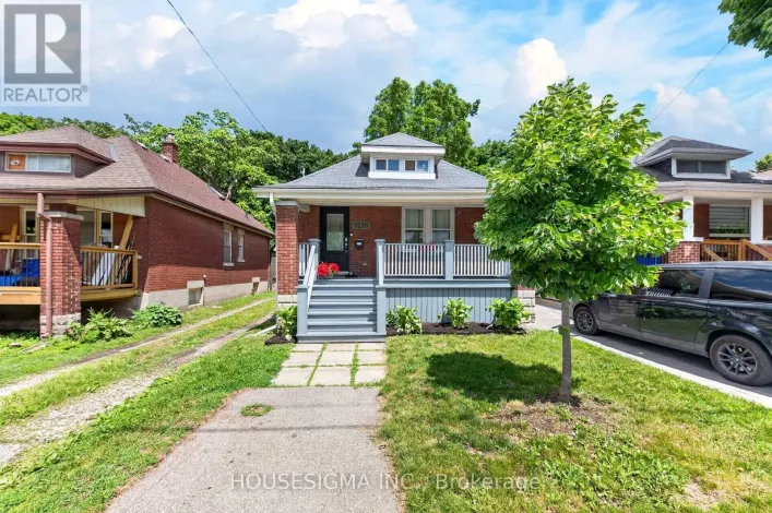 1296 YORK STREET, London East