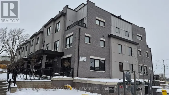 13 - 11 BAYNES WAY, Bradford West Gwillimbury