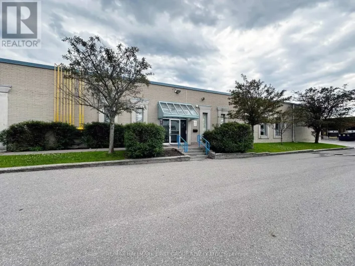 1&3 - 126 COMMERCIAL AVENUE, Ajax