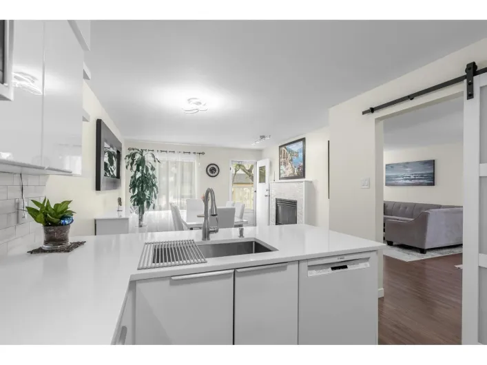 13 16318 82 AVENUE, Surrey