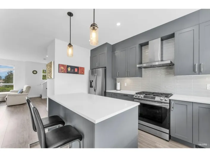 13 18887 72A AVENUE, Surrey