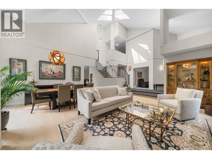 13 1900 INDIAN RIVER CRESCENT, North Vancouver
