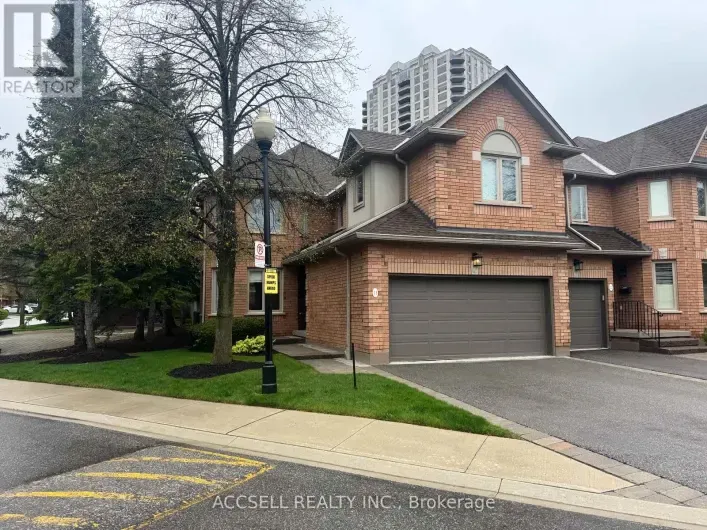 Row / Townhouse for sale: 13 - 1905 BROAD HOLLOW GATE, Mississauga