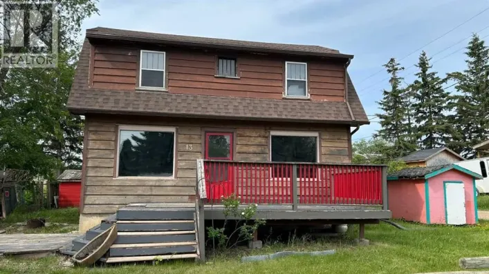 13 2 Avenue E, Marshall