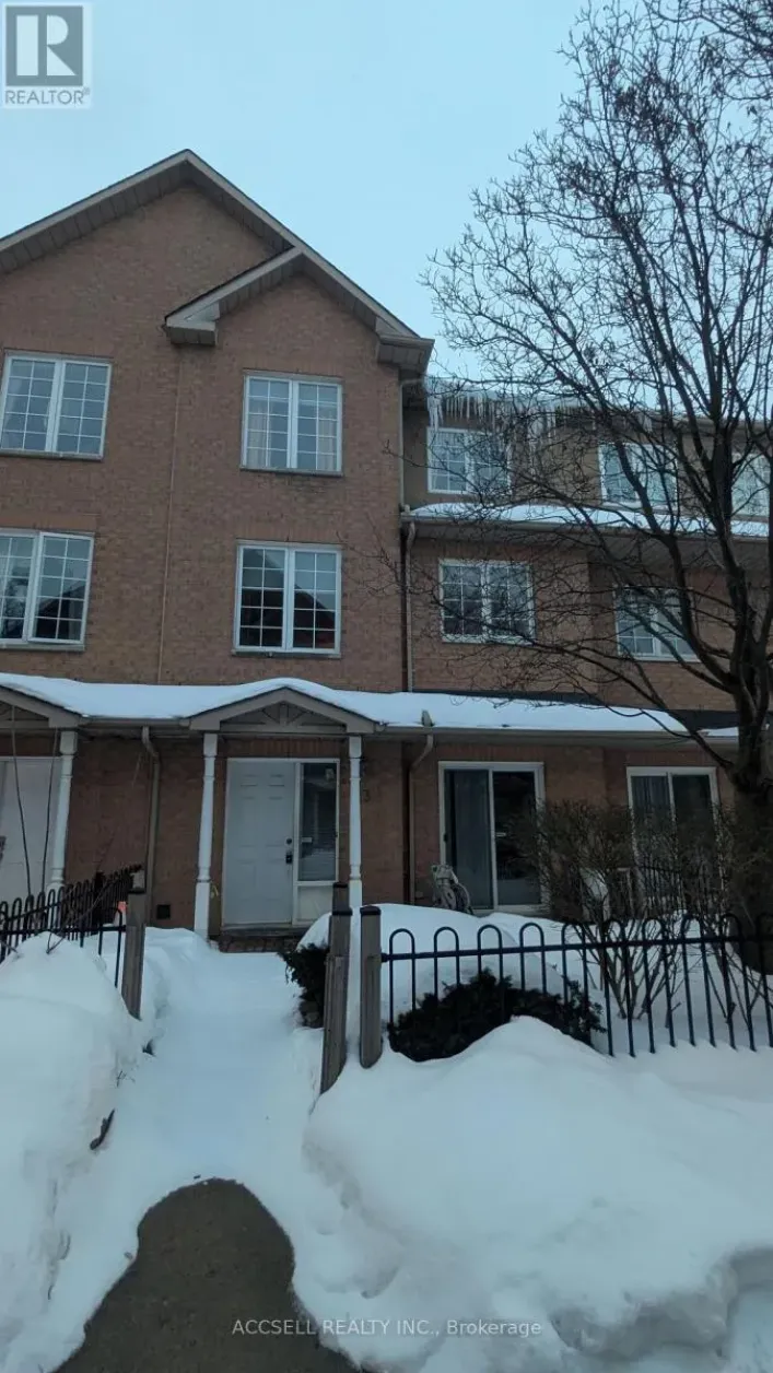 13 - 20 ST MORITZ WAY, Markham
