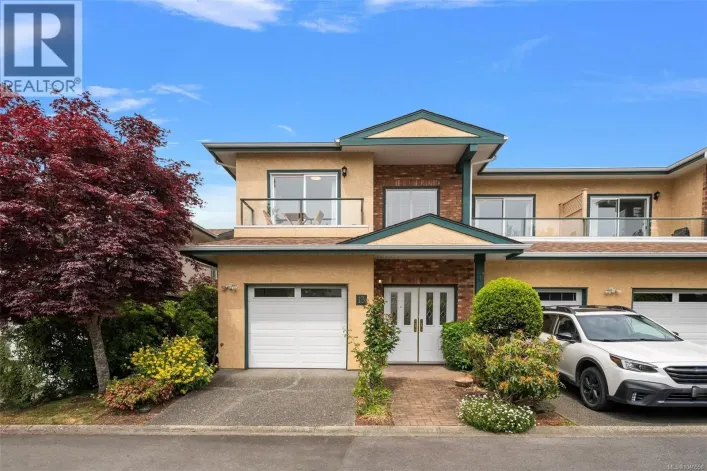 13 2235 Harbour Rd, Sidney