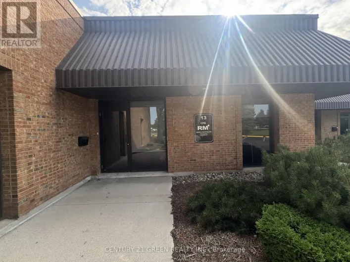 13 - 250 WYECROFT ROAD, Oakville