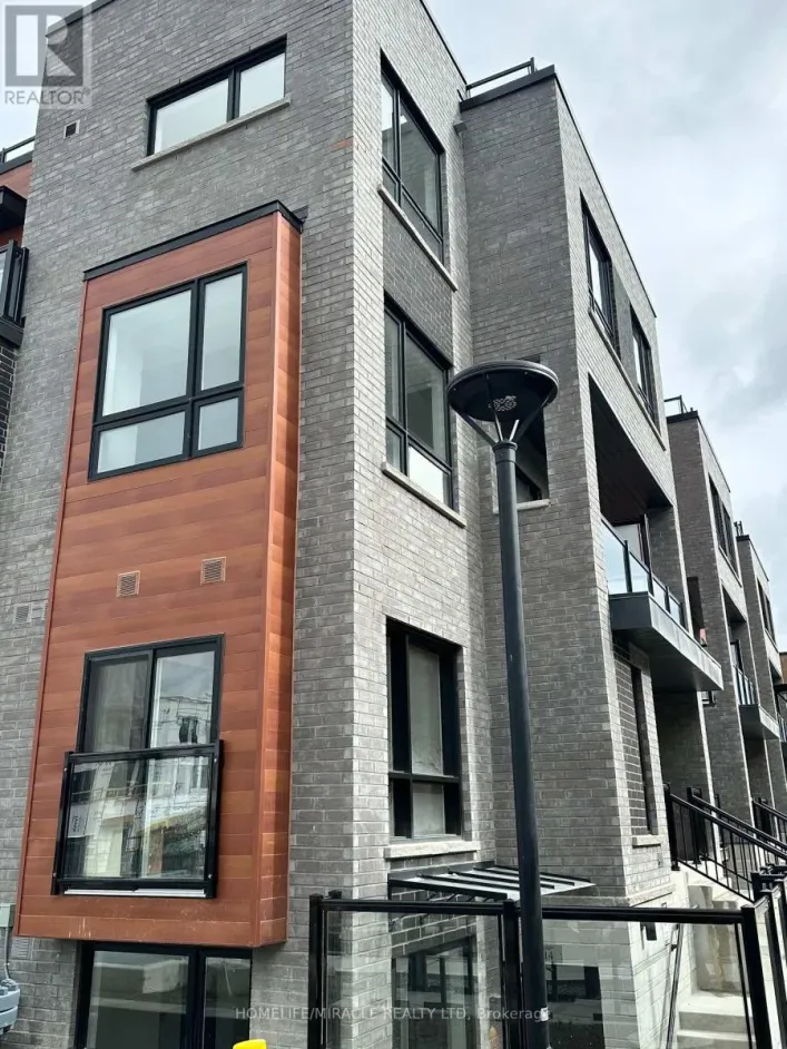 13 - 26 LYTHAM GREEN CIRCLE, Newmarket