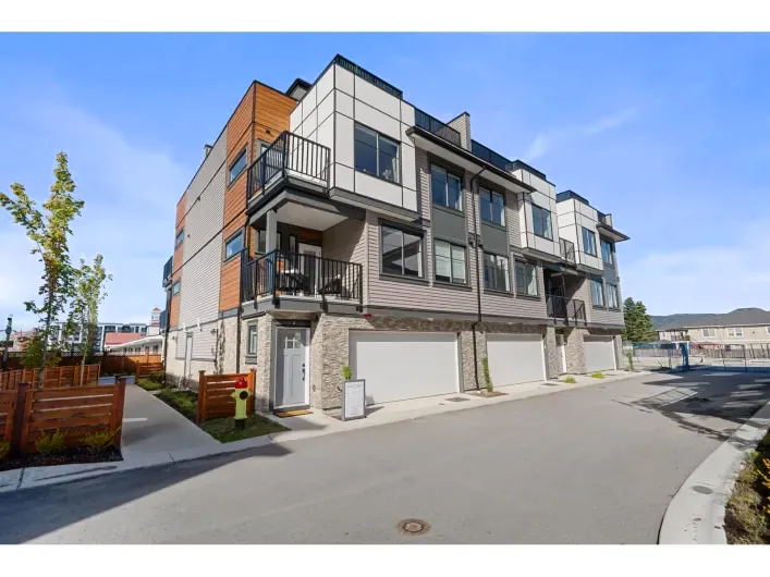 13 32929 CHERRY AVENUE, Mission