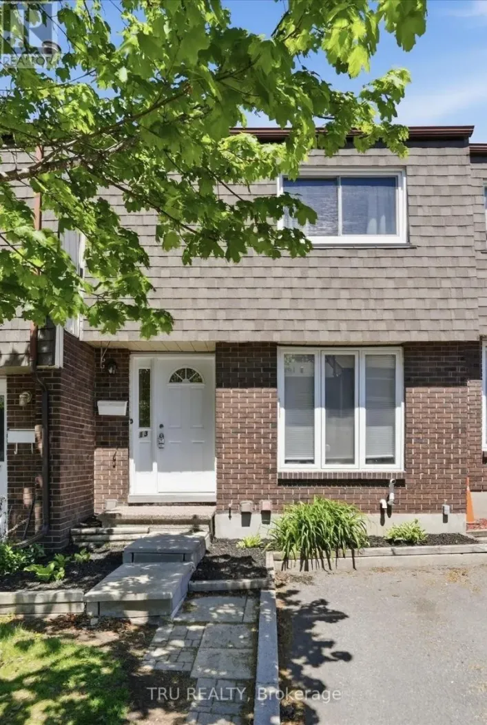 13 - 3301 MCCARTHY ROAD, Ottawa