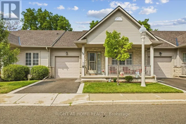 13 - 34 SOUTHBROOK DRIVE, Hamilton