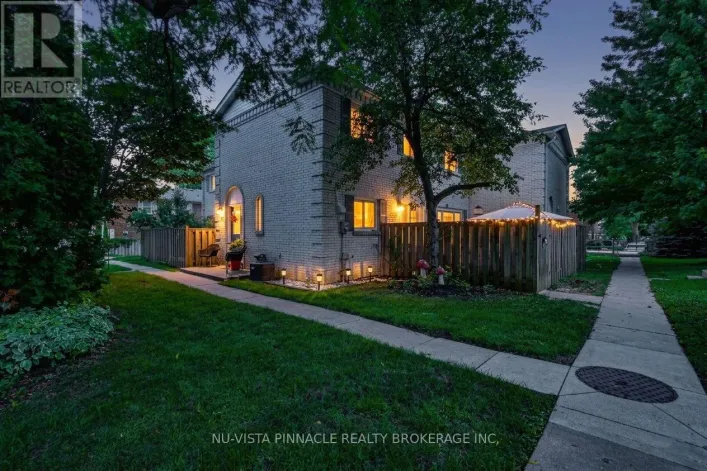 13 - 370 HOMESTEAD COURT, London North