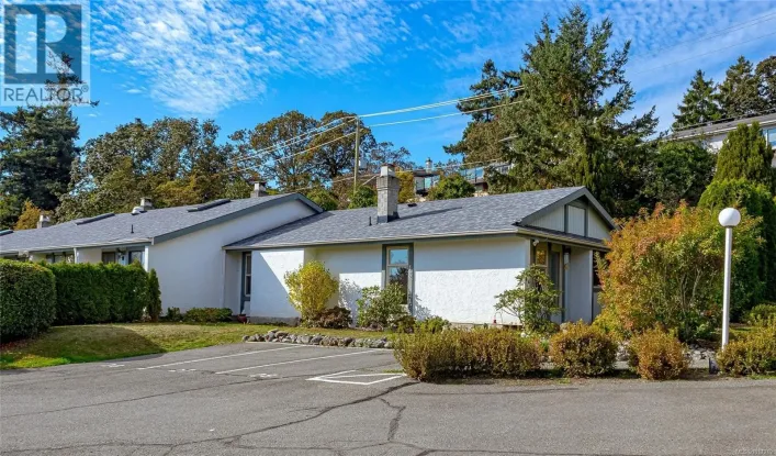 13 4140 Interurban Rd, Saanich