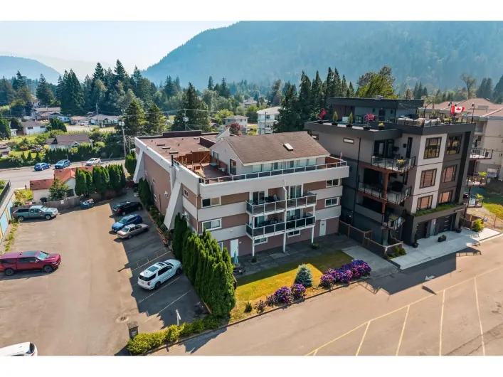 13 450 ESPLANADE AVENUE|Harrison Hot Springs, Harrison Hot Springs