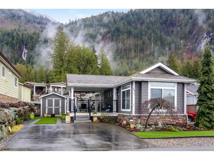 13 53480 BRIDAL FALLS ROAD|Bridal Falls, Rosedale