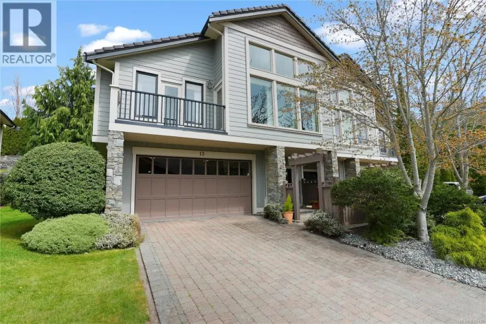 13 630 Brookside Rd, Colwood