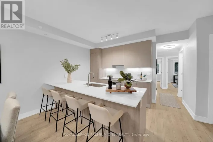 13 - 66 LONG BRANCH AVENUE, Toronto