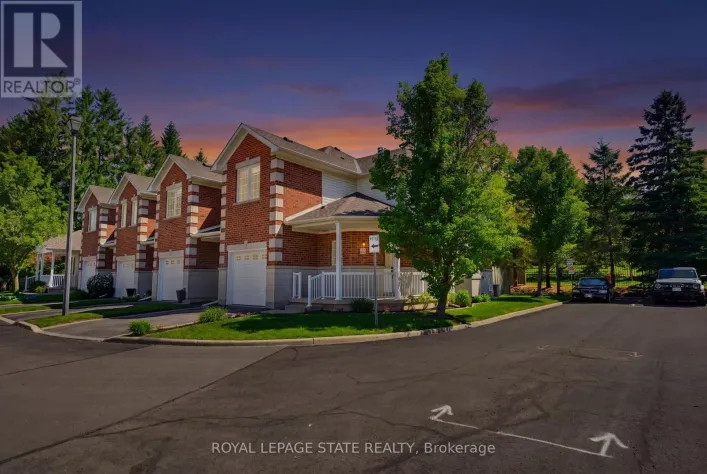 13 - 81 VALRIDGE DRIVE, Hamilton
