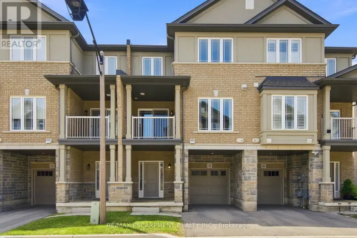 13 AQUA LANE, Hamilton