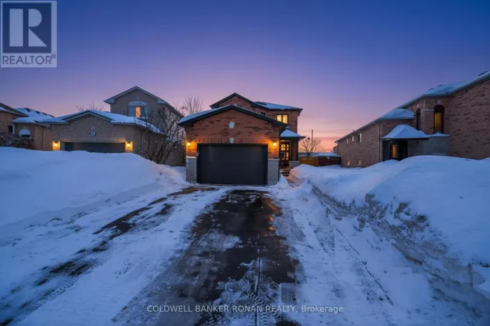 13 BLUEGRASS DRIVE, Barrie