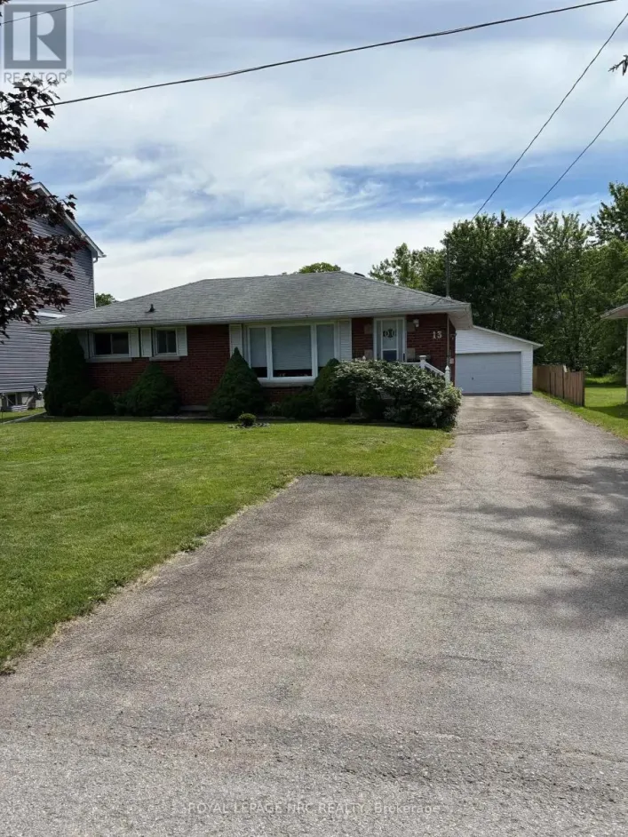 13 BOSNICH AVENUE, Welland