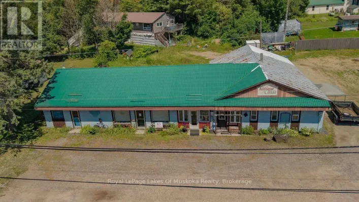 13 BRIDGE STREET, Lake of Bays