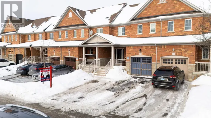 Row / Townhouse for sale: 13 BURNSTOWN CIRCLE, Brampton