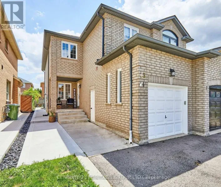 13 CARRIAGE HOUSE ROAD, Caledon