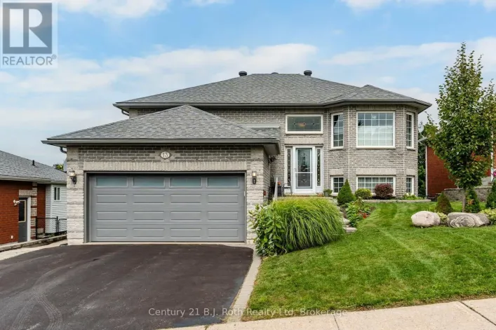 13 CHARLES STREET, Penetanguishene