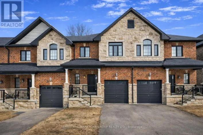 13 CHARMUSE LANE, East Gwillimbury