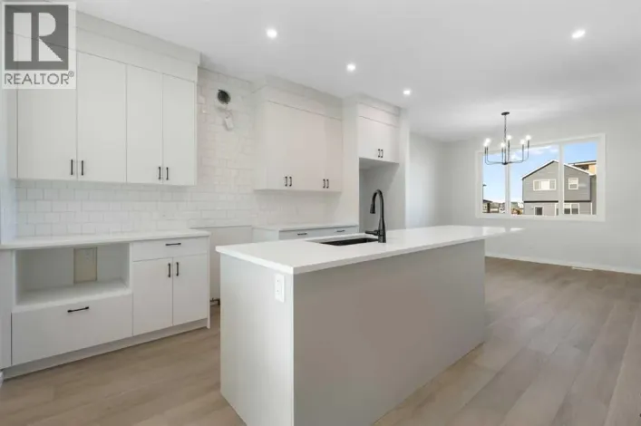 13 Creekview Manor SW, Calgary