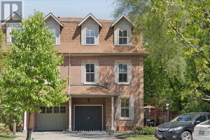 13 E J LENNOX WAY, Markham