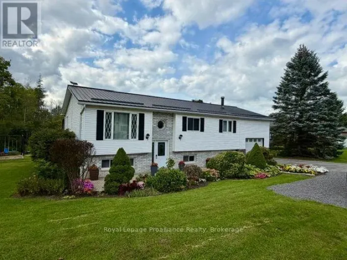 House for sale: 13 FORESTER DRIVE, Quinte West
