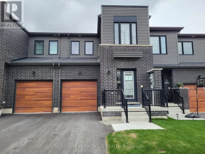 13 HAY LANE, Barrie