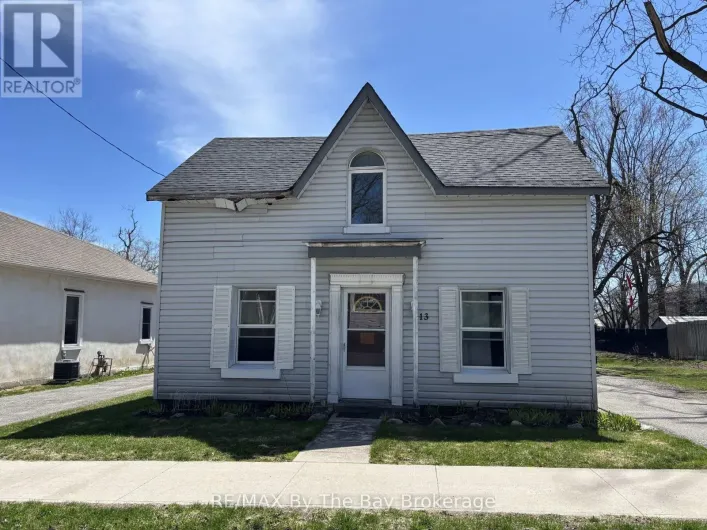 13 HENRY STREET, Barrie