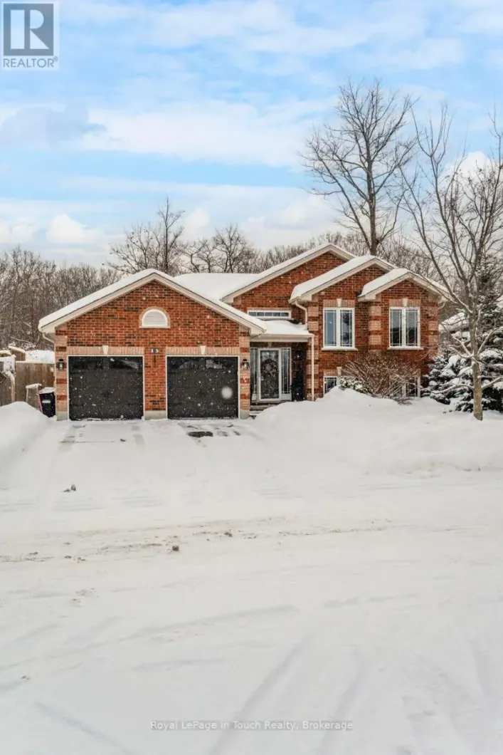 13 HUNTER AVENUE, Tay