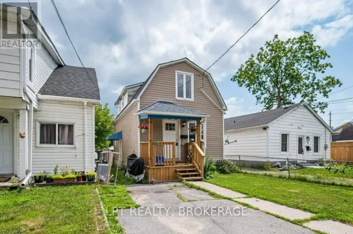 13 KINGSCOURT AVENUE, Kingston
